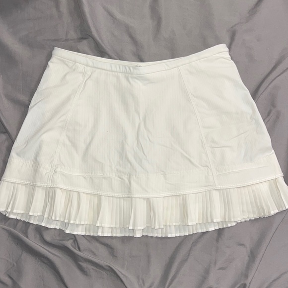 lululemon athletica Dresses & Skirts - Rare Lululemon Baby Pleat Tennis skirt